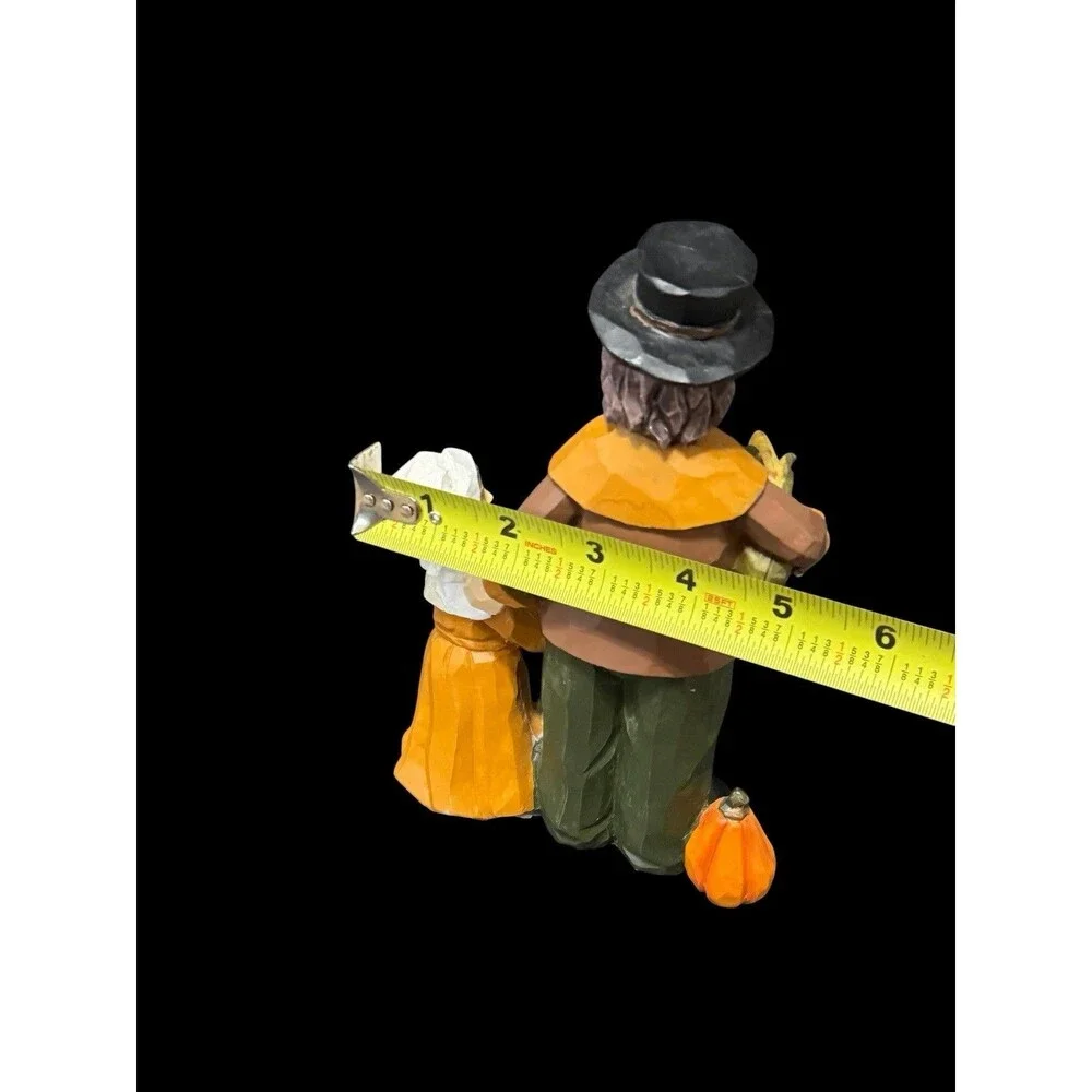 Vtg Tii Collections Pilgrim & Child Hand Painted Resin Figurine Wood Carve Look
